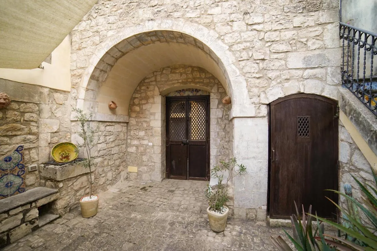 Villa Historic Modica Italia
